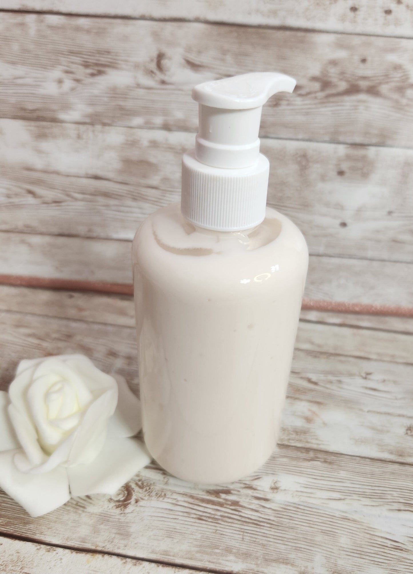 Cream Cheese Frosting Whipped Shea Butter Moisturizer. Handmade Shea Butter Body Frosting. All Natural Hand and Body Lotion 8 oz - Glamorous Beauty & Boutique