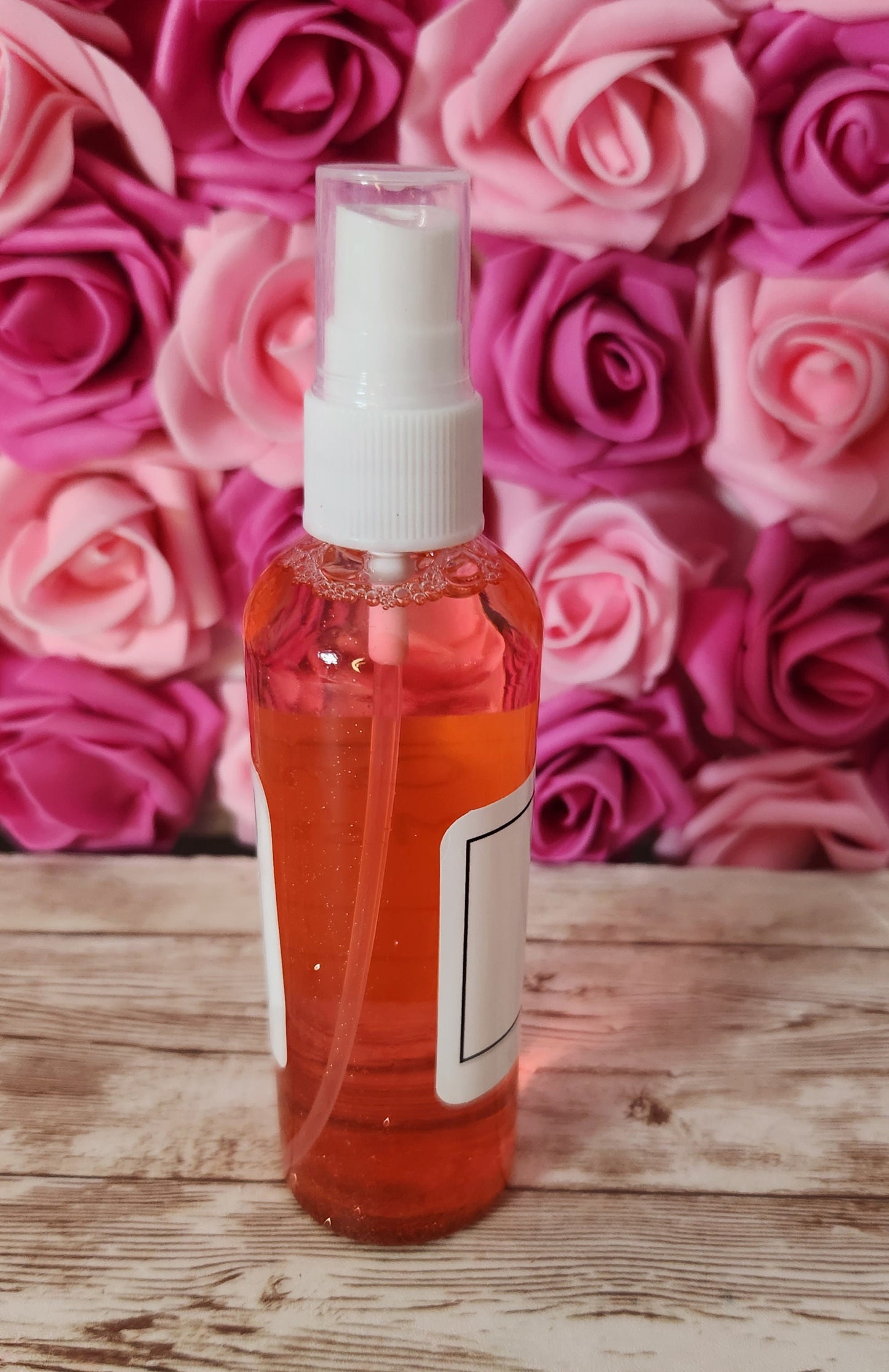 #handmade_body_mist #all_natural_body_mist #alcohol_free_body_mist #organic_body_spray #handmade_skincare #candy_cane_body_spray
4 oz body spray 