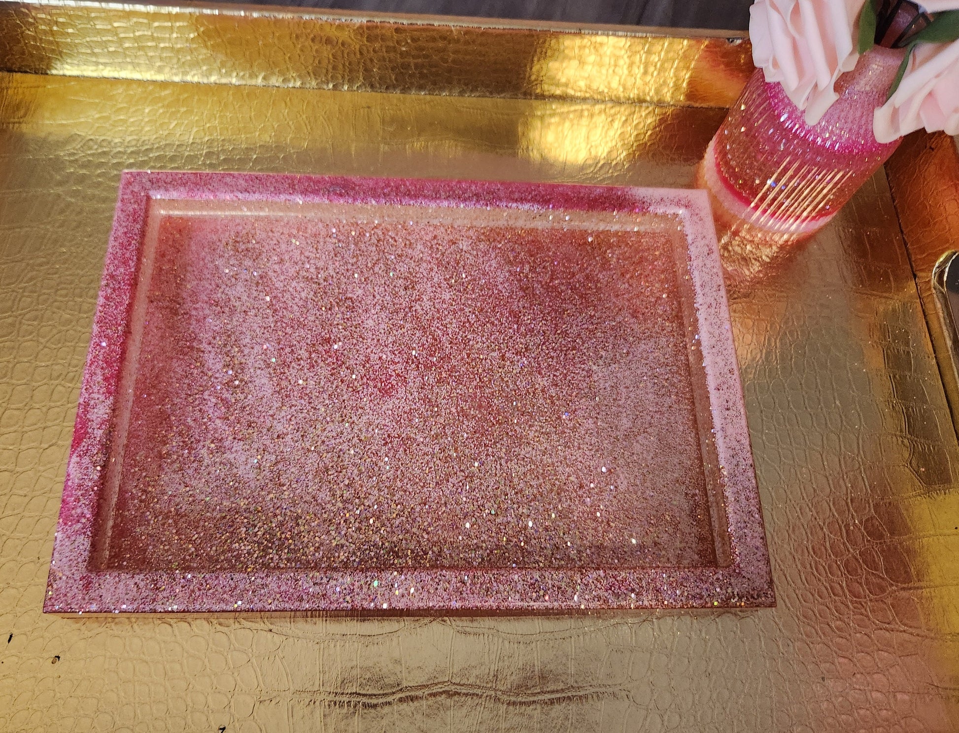 Custom Vanity Tray. Rose Gold & Pink Resin Vanity Tray. Perfume/Rolling Tray. Makeup Room Decor. Glam Home Decor. - Glamorous Beauty & Boutique