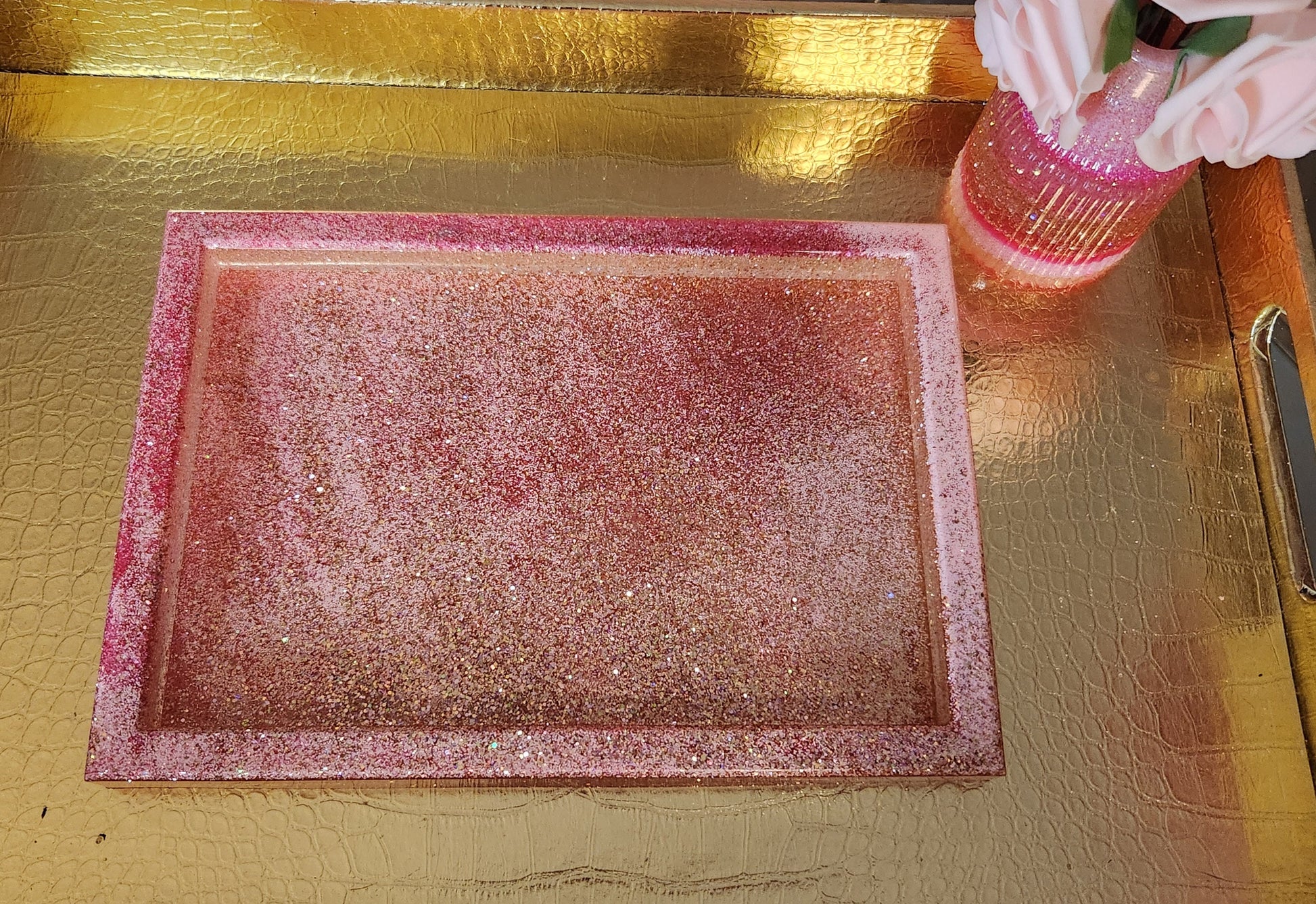 Custom Vanity Tray. Rose Gold & Pink Resin Vanity Tray. Perfume/Rolling Tray. Makeup Room Decor. Glam Home Decor. - Glamorous Beauty & Boutique