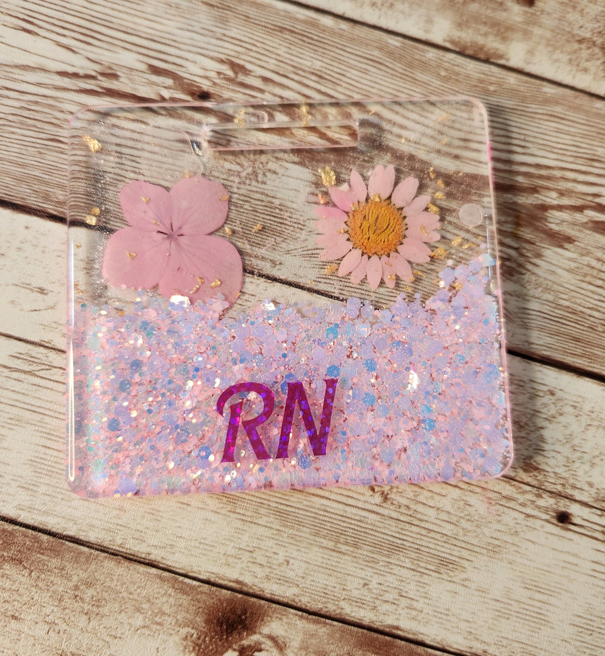 Pink Pressed Flowers & Glitter Badge Buddy for Medical Professionals. Nurse Badge Buddy. Resin Glitter RN Badge Buddy - Glamorous Beauty & Boutique