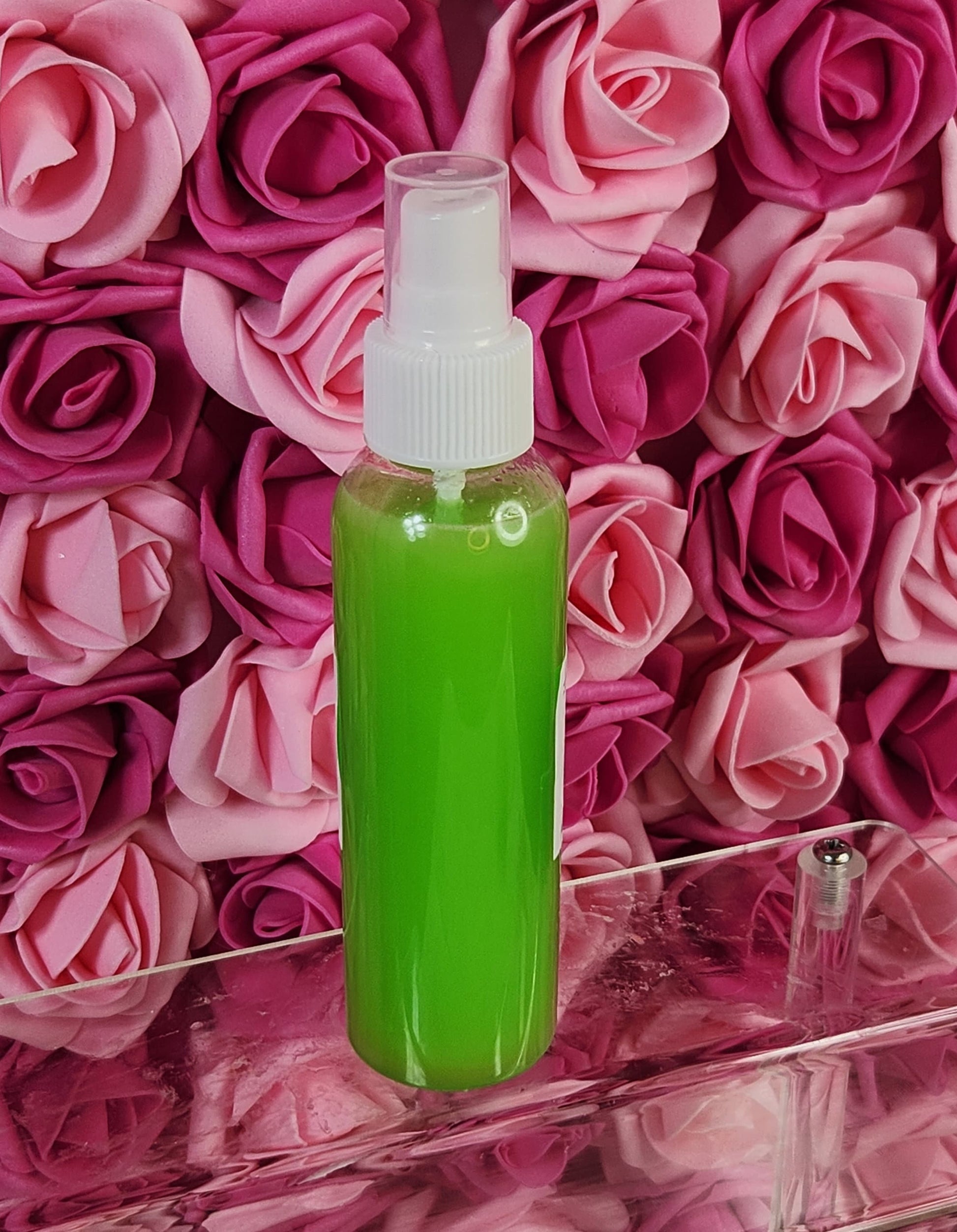 Pistachio Macaron Body & Hair Spray. 4 oz Handmade Moisturizing Hair and Body Mist.  Alcohol Free! Room Freshener. - Glamorous Beauty & Boutique