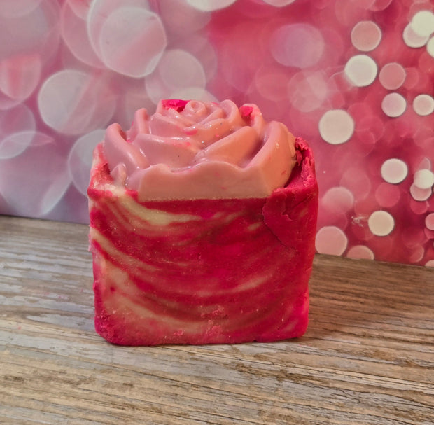 Rose Quartz Organic Cold Process Swirl Soap. Handmade All Natural Handcrafted Soap. Cute Swirl Soap! Fall/Winter Soap Bar. Yoni Soap