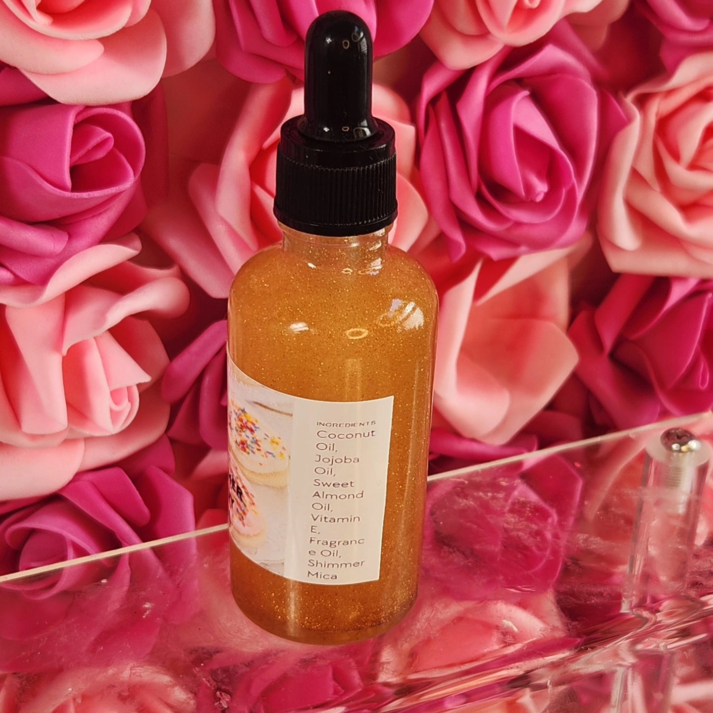 Cupcake All Natural Shimmer Body Oil. Luxurious and Moisturizing Body Oil for Dry or Normal Skin. Massage Oil.