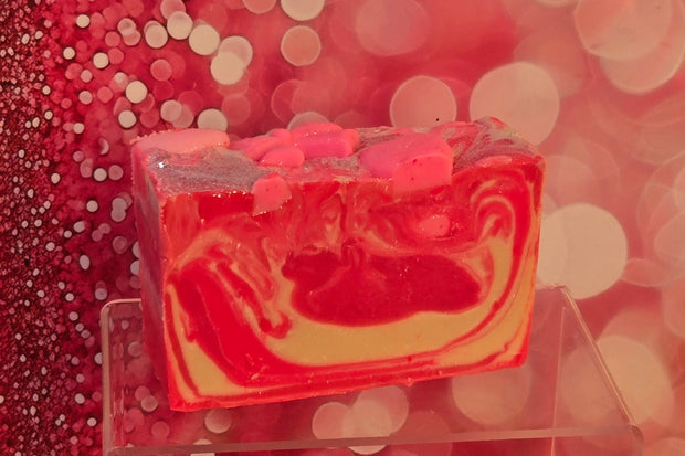 Classic Coco No5 Organic Cold Process Swirl Soap. Handmade All Natural Handcrafted Soap. Cute Swirl Soap! Yoni Soap Bar