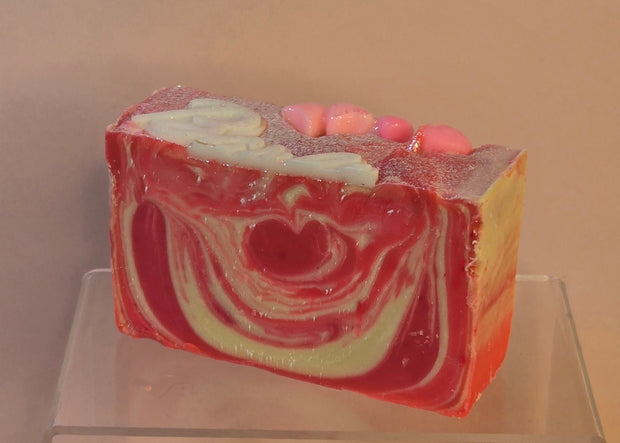 Classic Coco No5 Organic Cold Process Swirl Soap. Handmade All Natural Handcrafted Soap. Cute Swirl Soap! Yoni Soap Bar