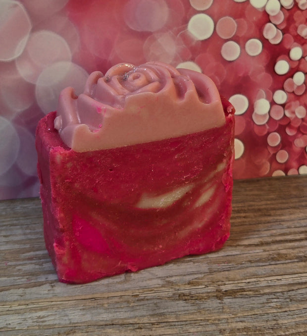 Rose Quartz Organic Cold Process Swirl Soap. Handmade All Natural Handcrafted Soap. Cute Swirl Soap! Fall/Winter Soap Bar. Yoni Soap