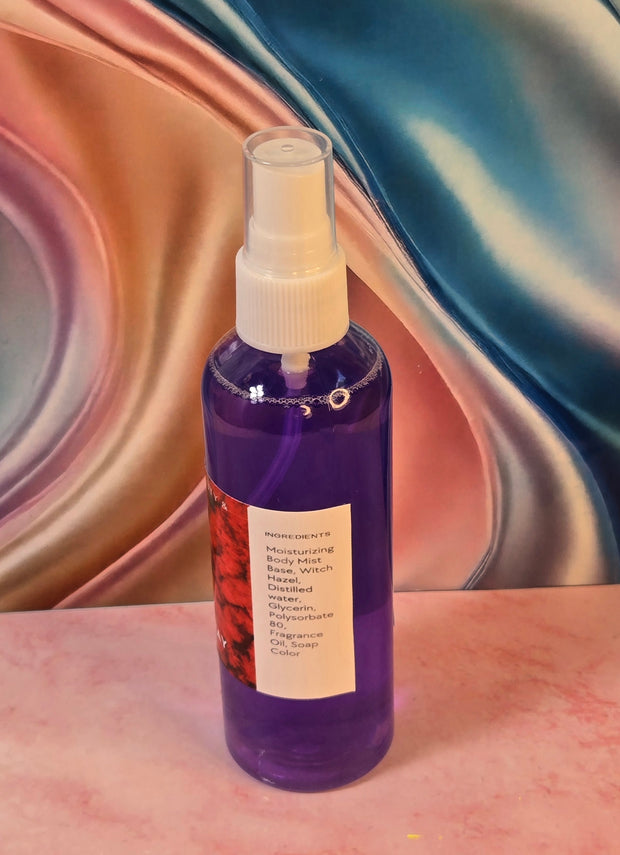 She's Berry Chic Body & Hair Spray. 4 oz Handmade Moisturizing Hair and Body Mist.  Alcohol Free! Room Freshener.