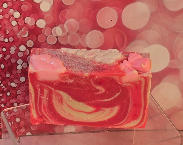 Classic Coco No5 Organic Cold Process Swirl Soap. Handmade All Natural Handcrafted Soap. Cute Swirl Soap! Yoni Soap Bar